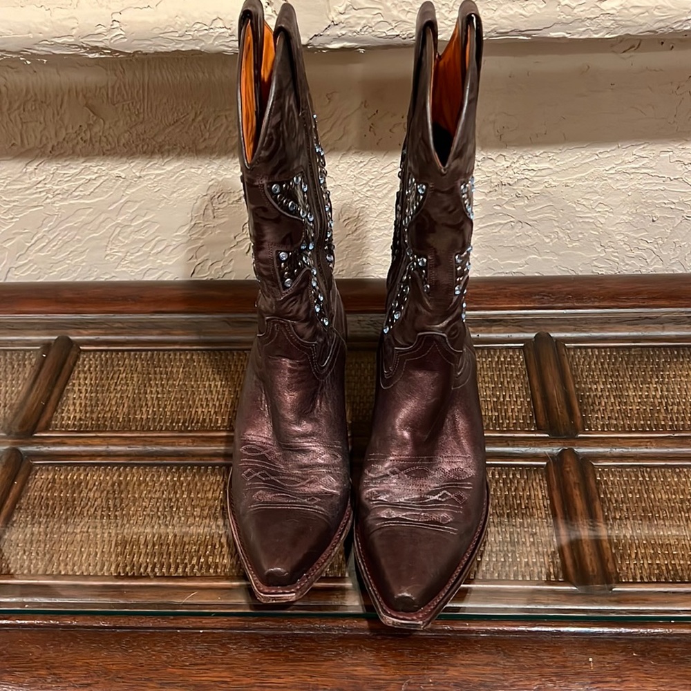 Women cowboy boot